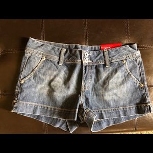 NWT Women Guess Jean Shorts